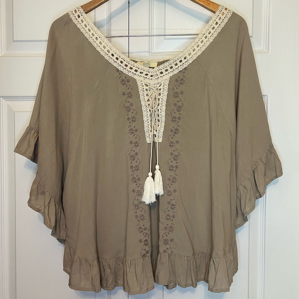 Kori America Tan Embroidered Flowers Ruffled Lace Tassels Top Shirt Size M